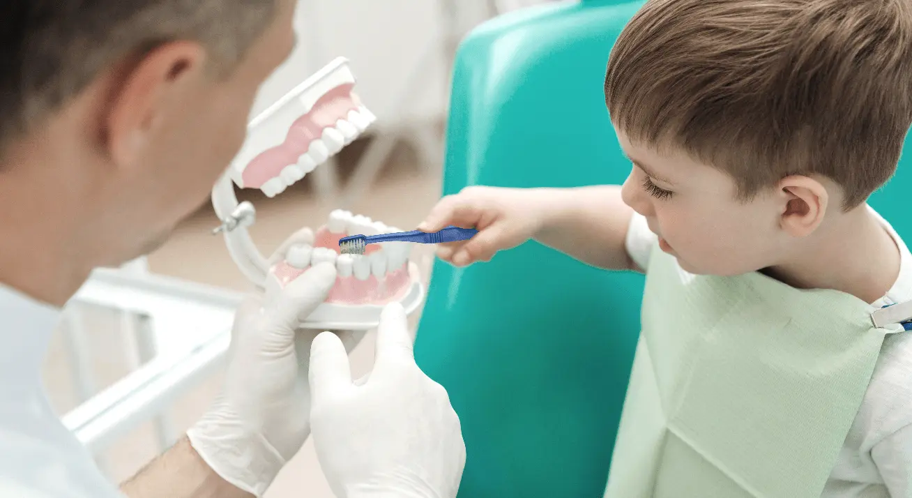 dentista para niños especiales - Cómo atender a un niño con síndrome de Down en la clínica odontológica